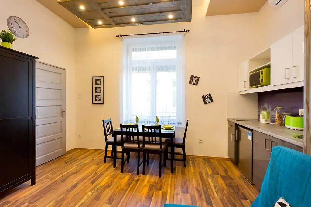 K10 B Kazinczy Apartment Budapest 0*,