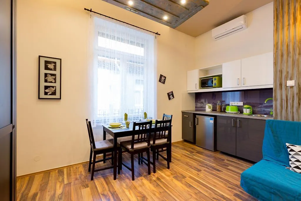 K10 B Kazinczy Apartment Budapest 0*,  Hungría