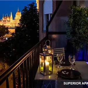 Bpr Agathé Elegant With Parliament View Apartamento