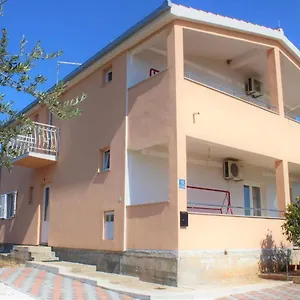 vesna-apartment-seget-vranjica.splithotels.org/